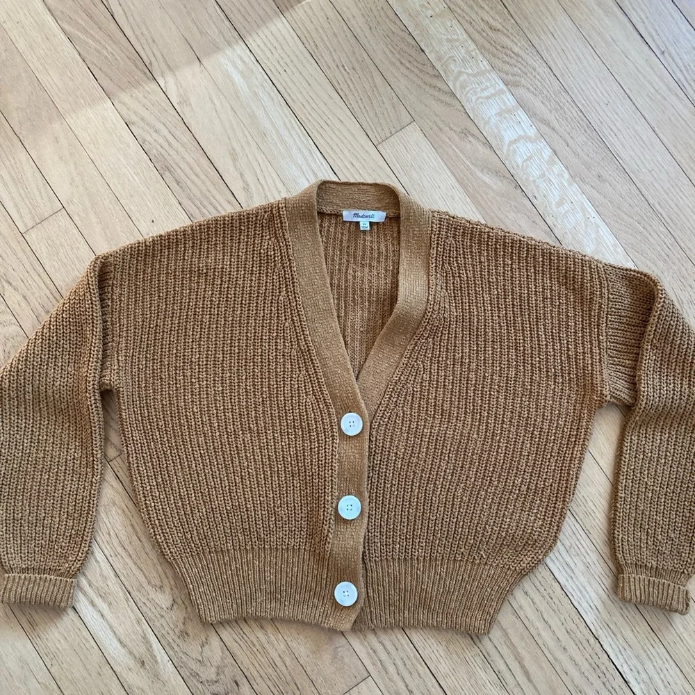 Madewell XS Cardigan. - Picture 1 of 5